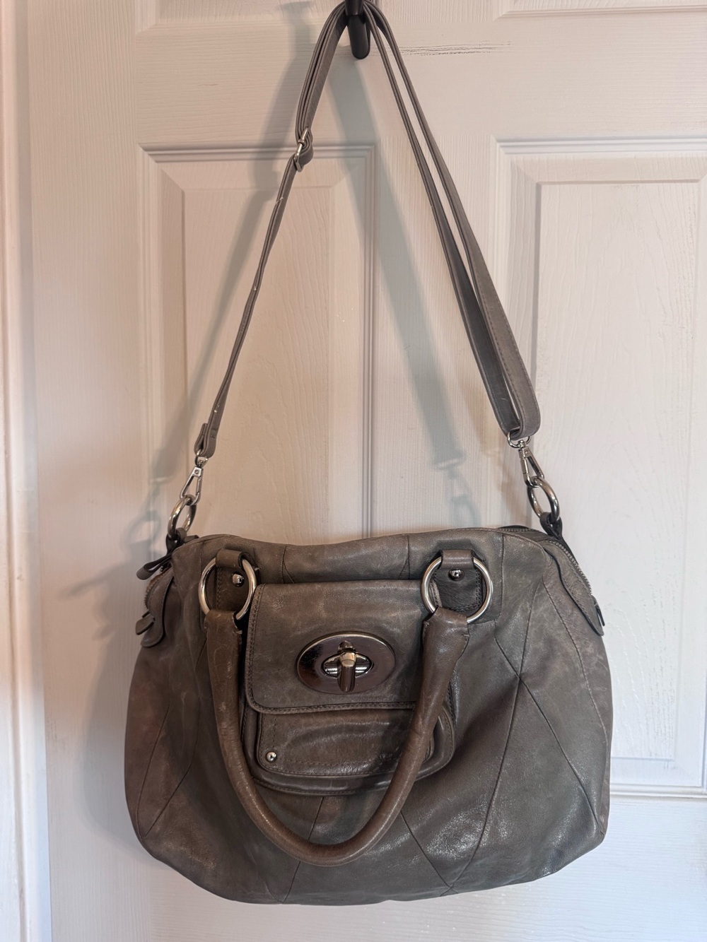 Vintage 2008 Coach Kira Limited Edition Gray Leather Messenger Bag, 13930